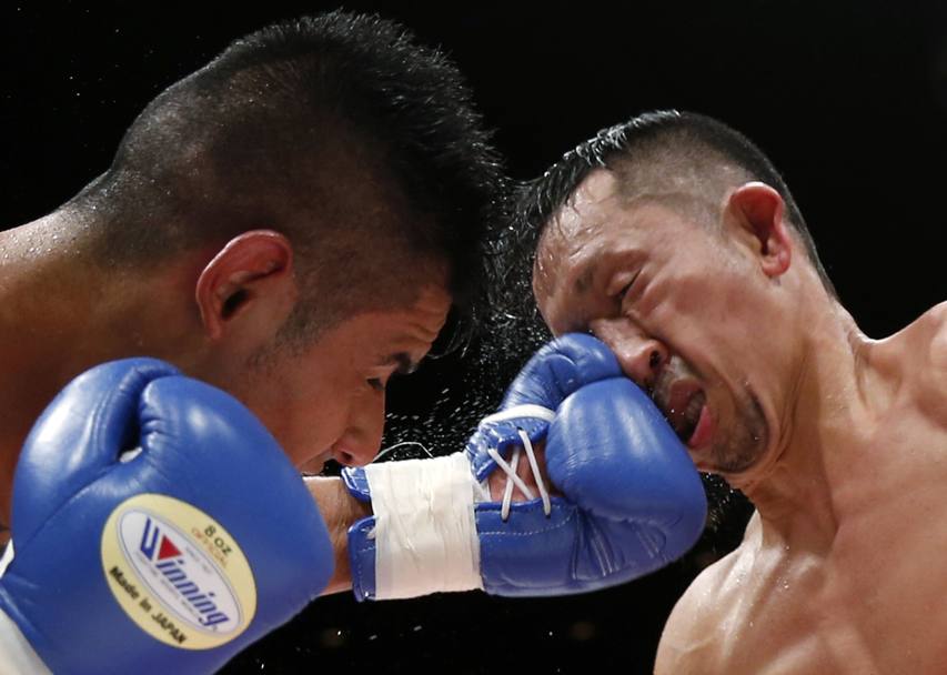 L’ex campione del mondo pesi piuma WBA Juan Carlos Salgado vs l’ex campione WBC Takahiro Aoh /Reuters)